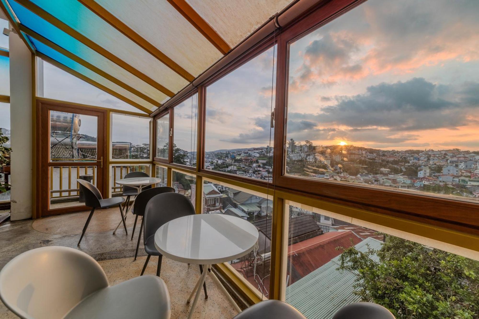 Casanova Dalat Hotel Экстерьер фото